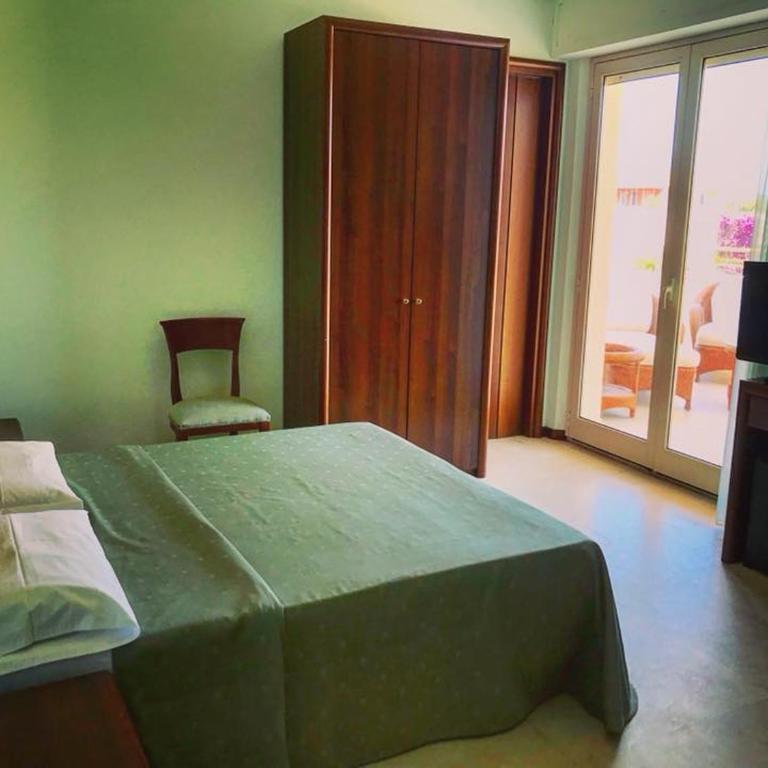 Hotel Royal - Camera Tripla - 3