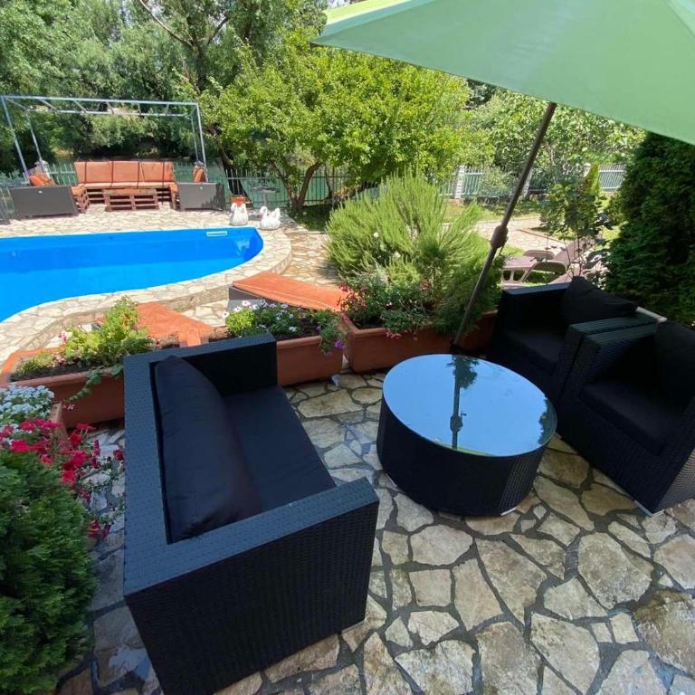 Private Riverside Villa Silvia - Villa - 43