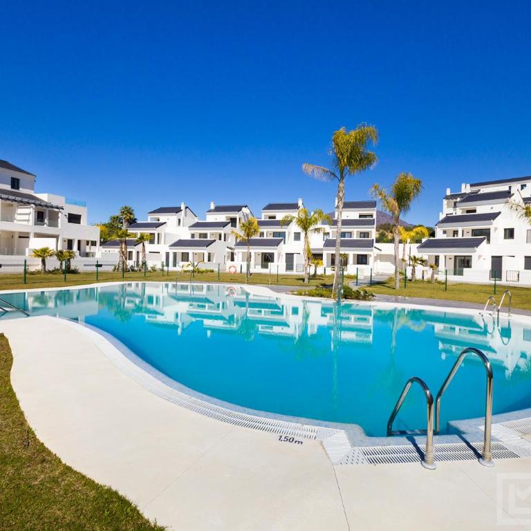 Estepona Sunsets - Modern 3-BR Beachside Apartment - Apartamento de 3 dormitorios - 24