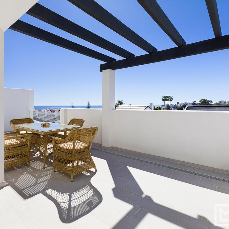 Estepona Sunsets - Modern 3-BR Beachside Apartment - Apartamento de 3 dormitorios - 3