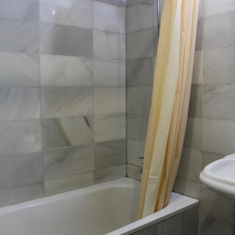 PISO EN PLENO CORAZÓN DE CORDOBA - Apartamento de 3 dormitorios - 15