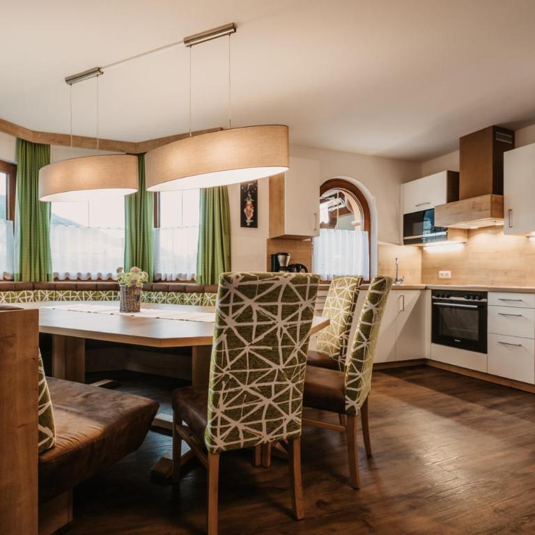 DAS "Bergzeit" - Appartements - Apartment mit Blick auf die Berge - 12