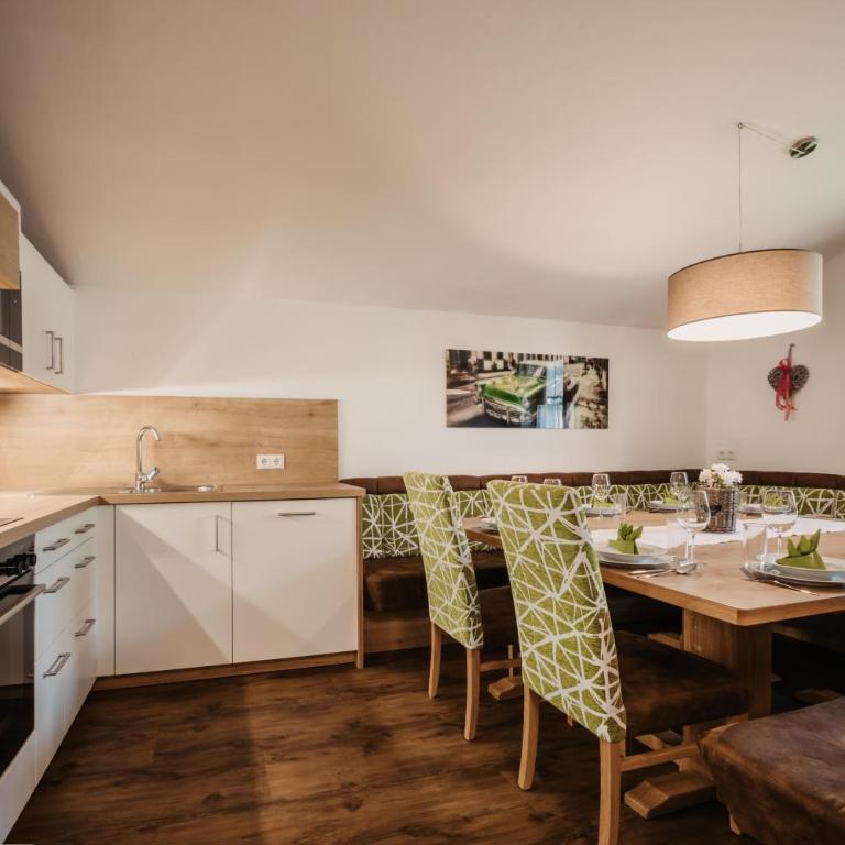DAS "Bergzeit" - Appartements - Apartment mit Blick auf die Berge - 1