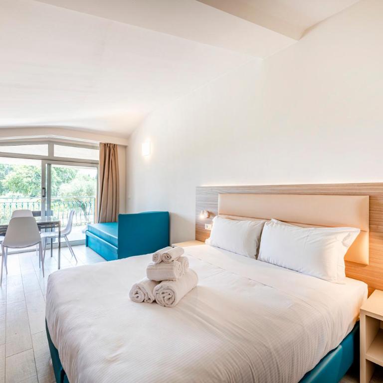 Club del Sole Desenzano Boutique Resort - Appartamento Superior con 1 Camera da Letto e con Vista Lago - 2
