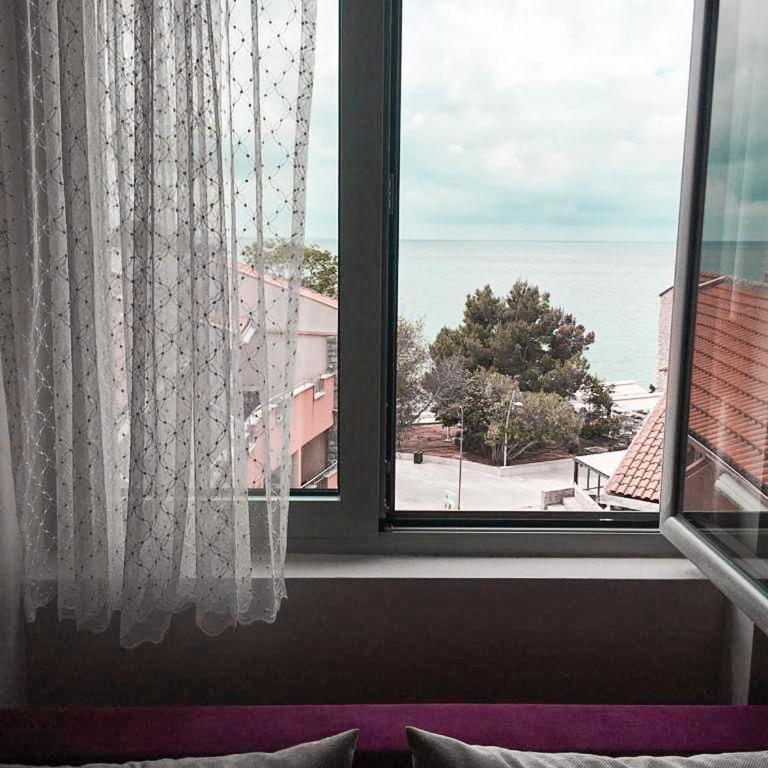 Lux View - One-Bedroom Apartment - 3