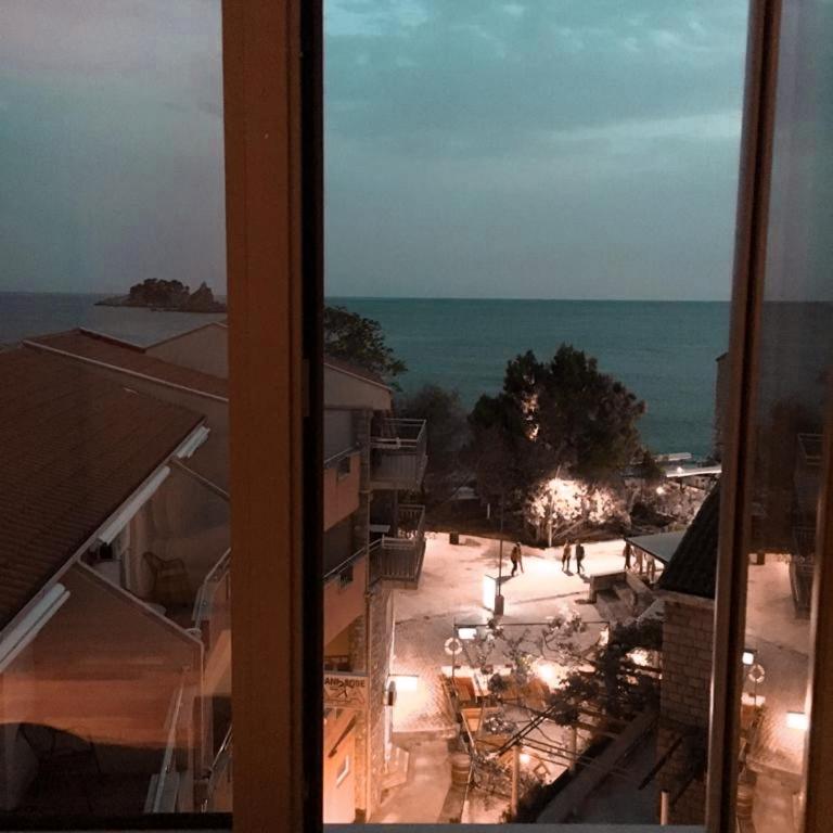 Lux View - One-Bedroom Apartment - 1