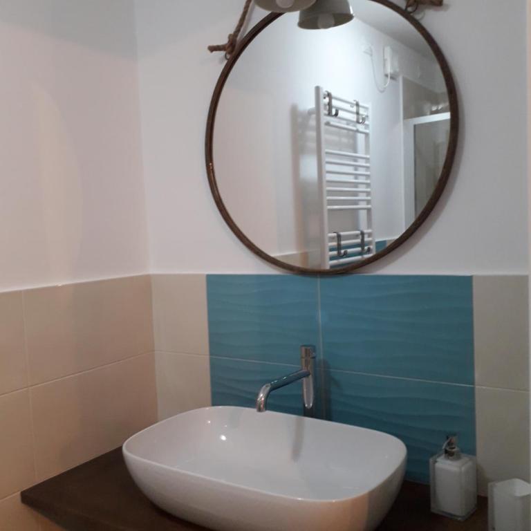 Il Porto di Benny - Camera Matrimoniale con Bagno Privato - 3