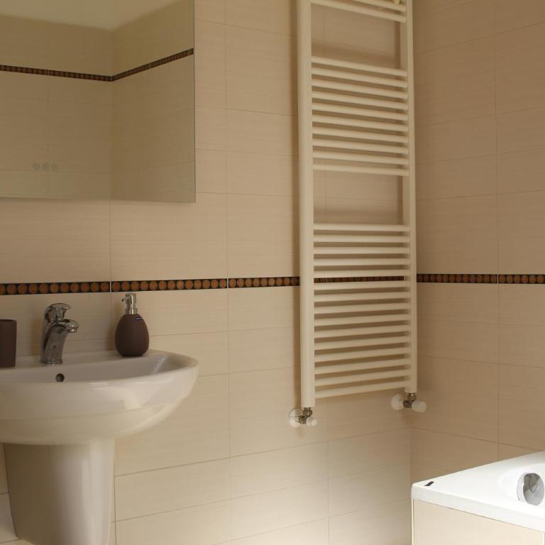 Serena GuestHouse - Appartamento con 3 Camere da Letto - 22