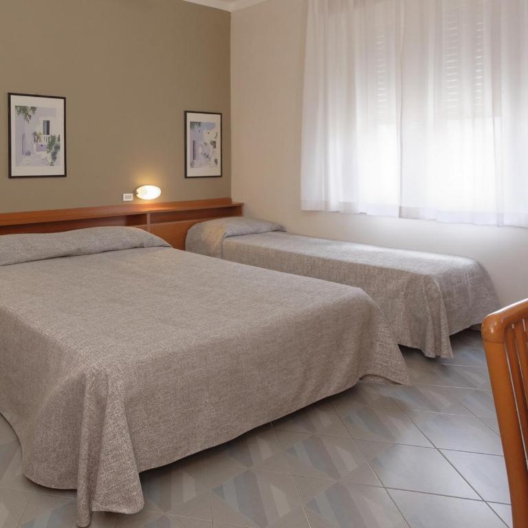 Hotel Ravenna - Camera Tripla - 2