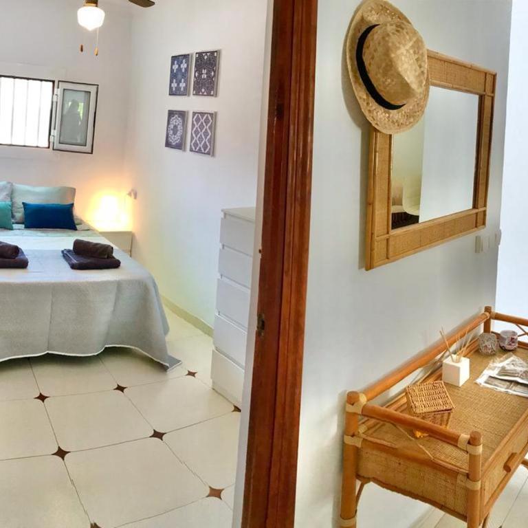 Adosado de 140m2 con terraza a 50 m de la playa - Casa de 3 dormitorios - 2