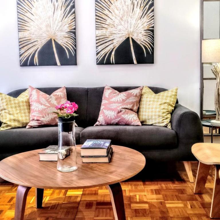 Livingstone - Three-Bedroom Apartment - Diputació, 113 - 8