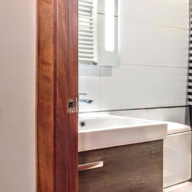 Livingstone - Three-Bedroom Apartment - Diputació, 113 - 24