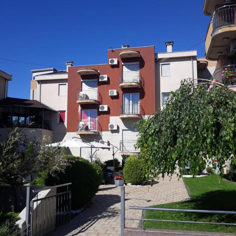 Studio Mišel - Studio sa Terasom - 3