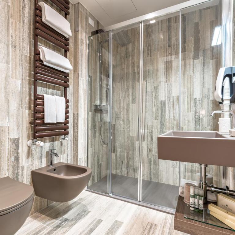 Hotel Stella Della Versilia - Suite con Vasca Idromassaggio - 2