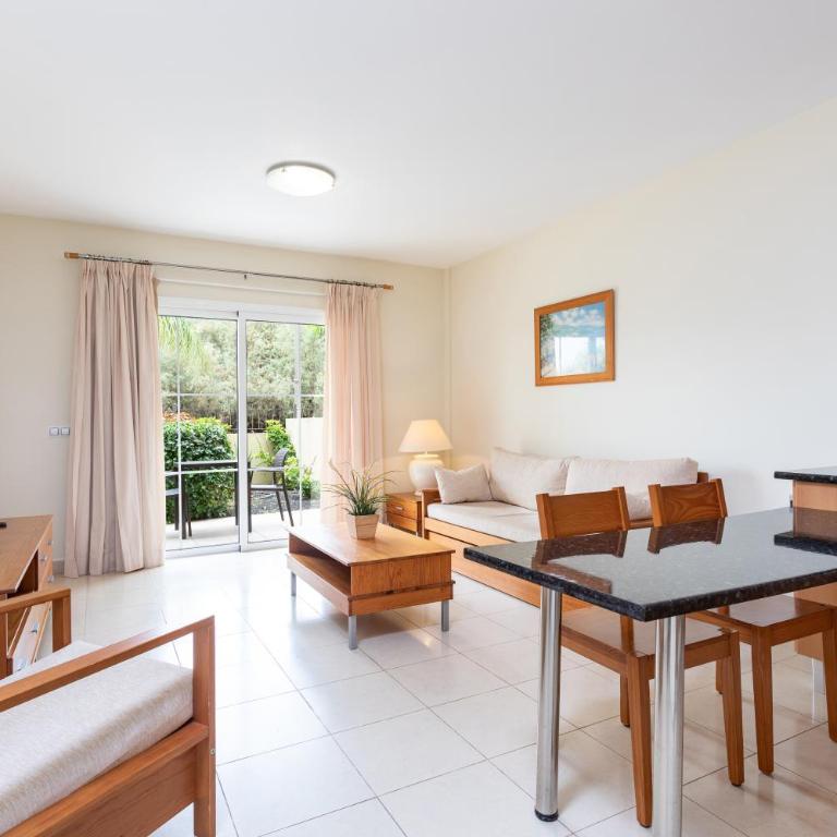 Residencial El Llano - Apartamento de 1 dormitorio - 1