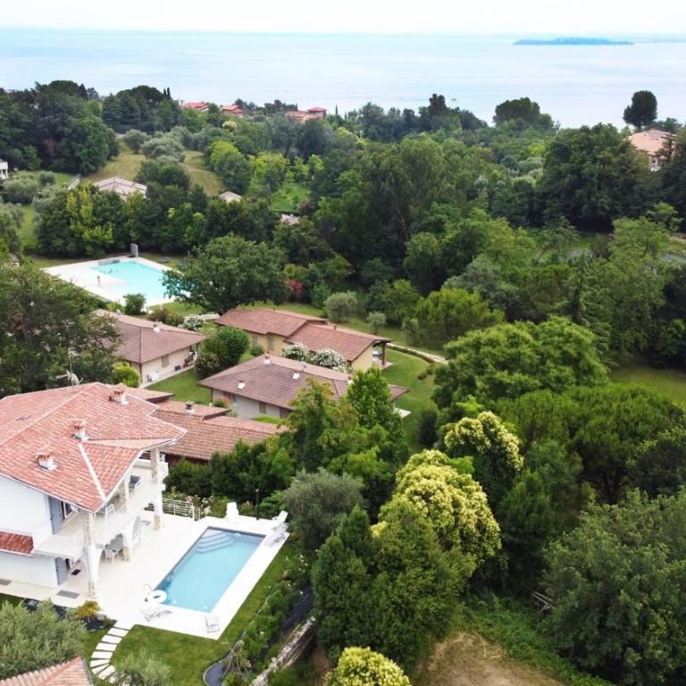 Villa Bocciolo, piscina, giardino, vasca idromassaggio - Villa Deluxe - 8