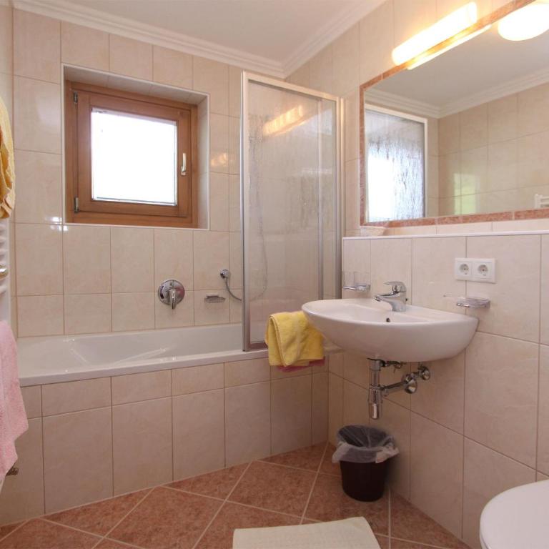 Haus Montjola - Chambre Double avec Balcon - 8
