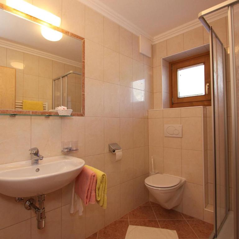Haus Montjola - Chambre Double avec Balcon - 7
