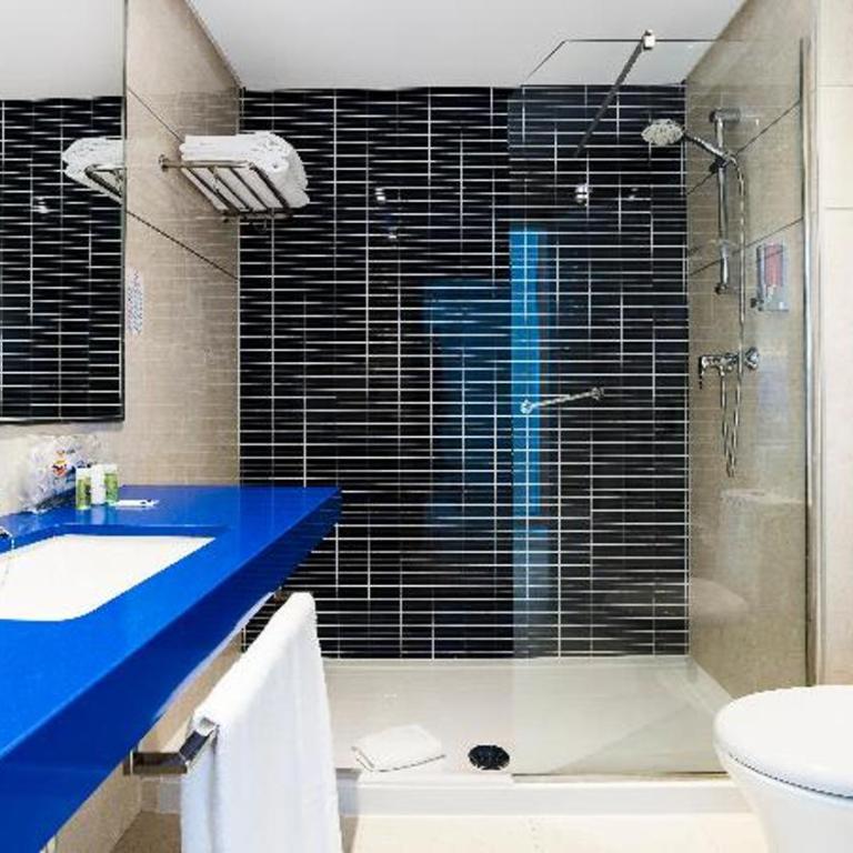 Globales Playa Estepona - Habitación Doble con balcón - 7