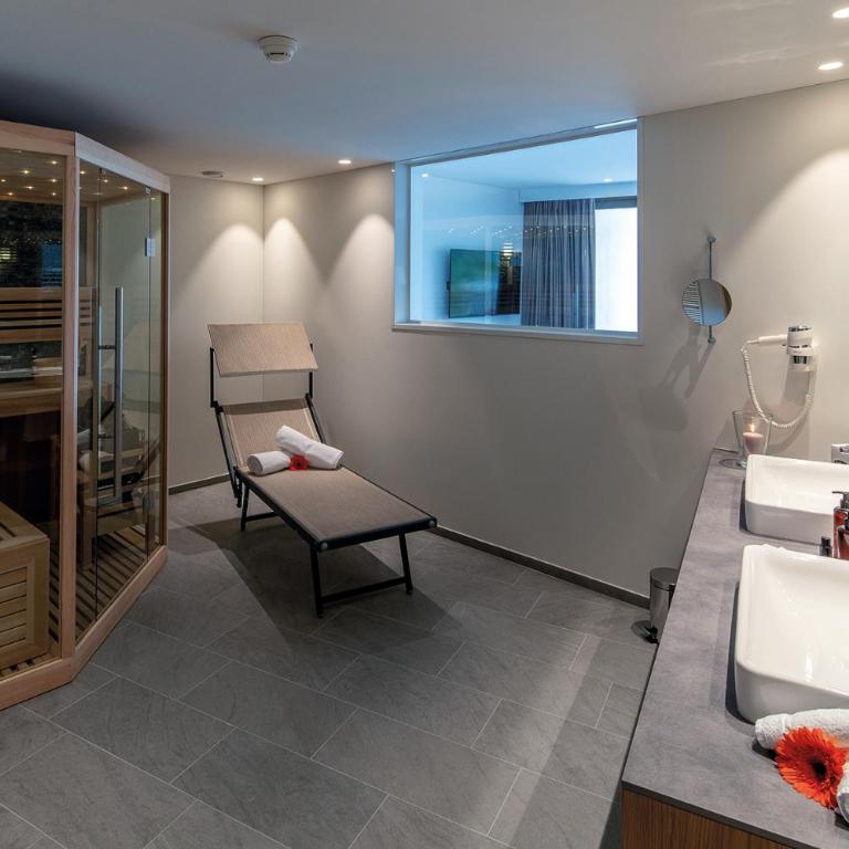 Hotel Lago Maggiore - Welcome! - Junior Suite Familiare con Vista Lago - 2° Piano - 3