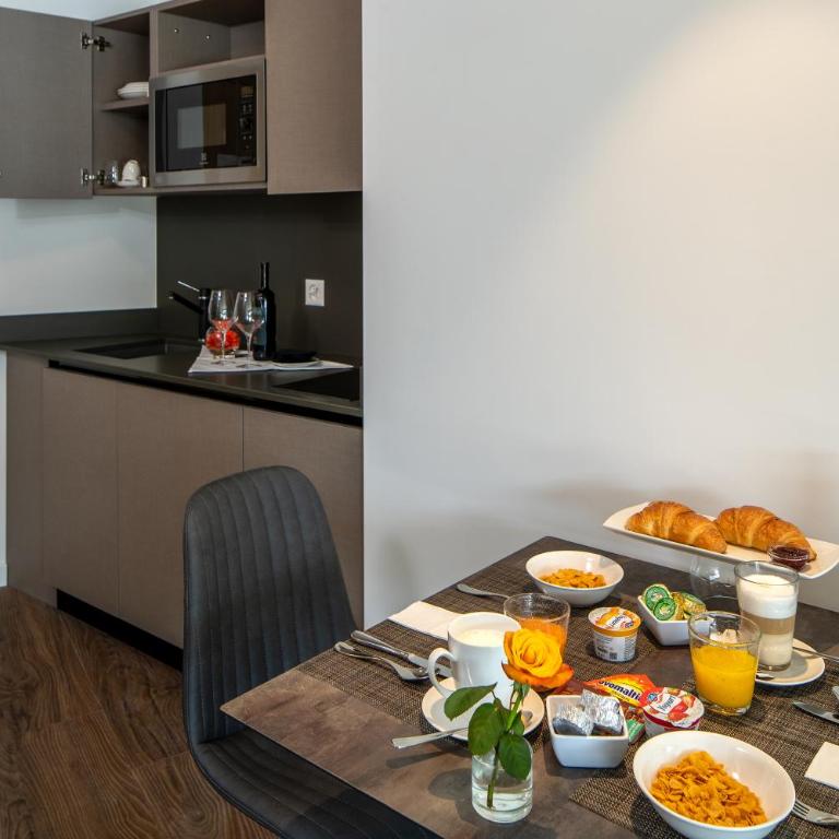 Hotel Lago Maggiore - Welcome! - Junior Suite con Vista Lago Parziale - 1° Piano con Accesso Disabili - 3