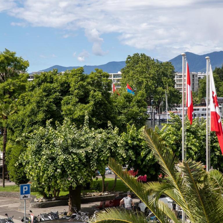 Hotel Lago Maggiore - Welcome! - Junior Suite con Vista Lago Parziale - 1° Piano con Accesso Disabili - 5