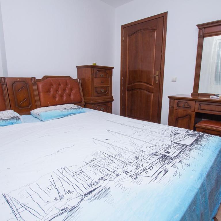 Lea Apartment - Two-Bedroom Apartment - 29
