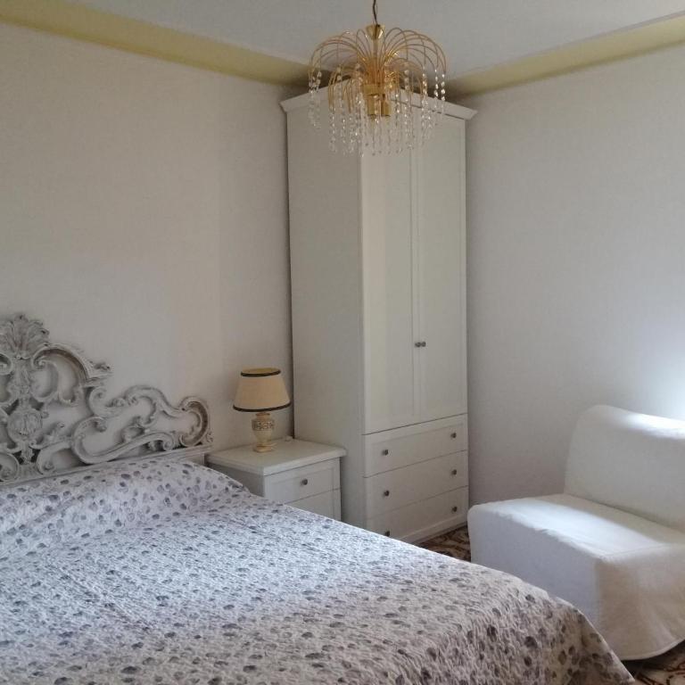 Antico Borgo - Deluxe Room - 7