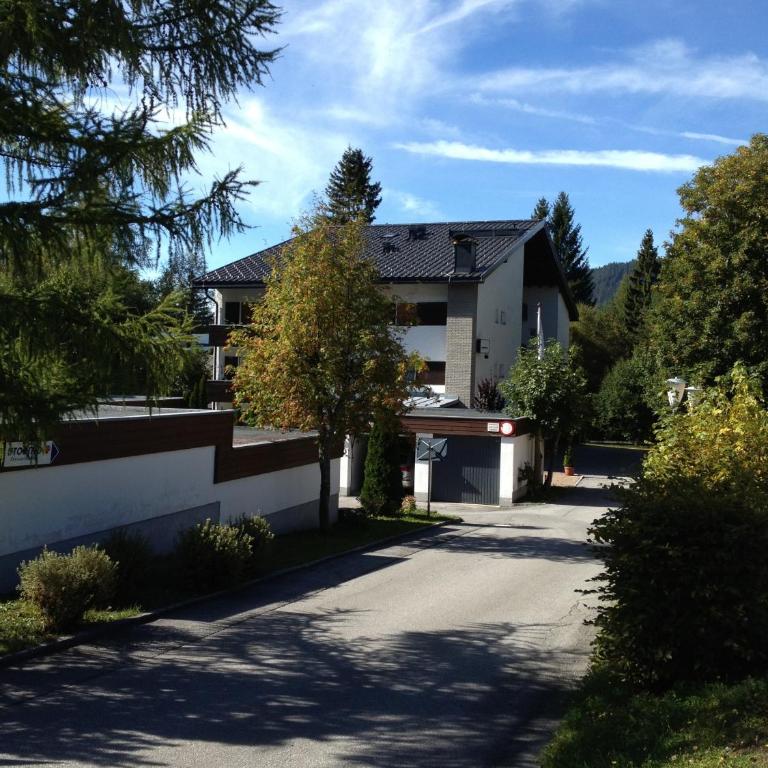 Apartment in Seefeld in Tirol - Apartment mit 1 Schlafzimmer und Balkon - 1