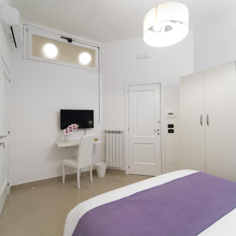 Suite & Luxury Rooms Palazzo Diomede Carafa - Junior Suite - 5