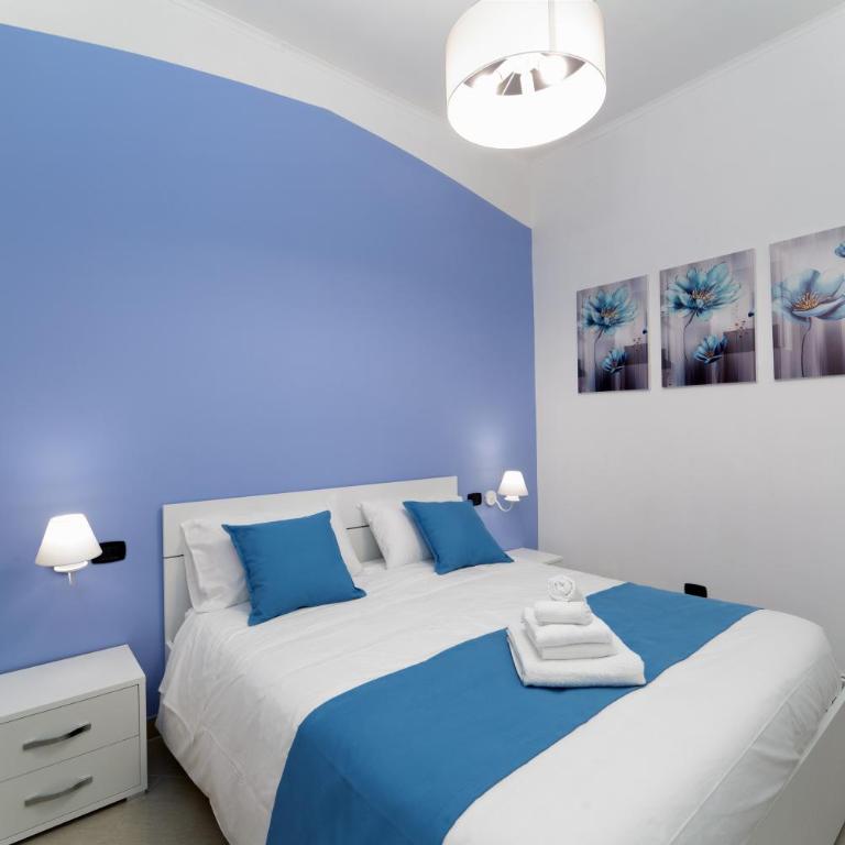Suite & Luxury Rooms Palazzo Diomede Carafa - Camera King - 4