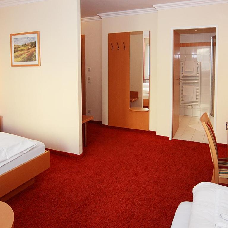 Hotel Goldener Adler - Dreibettzimmer - 2
