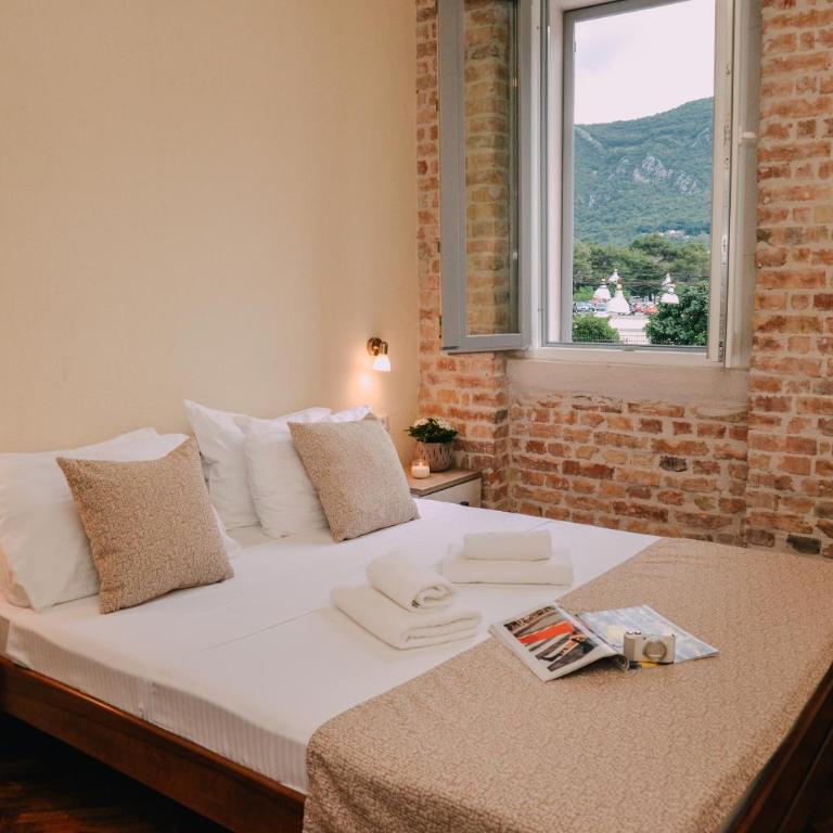 Step to Kotor bay Guesthouse - Double Room with Sea View - 6