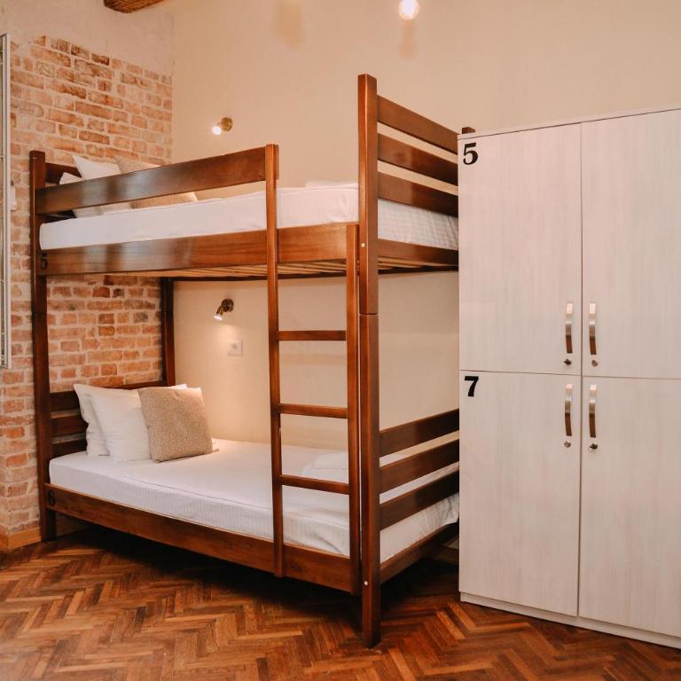 Step to Kotor bay Guesthouse - Bed in 6-Bed Dormitory Room - 6