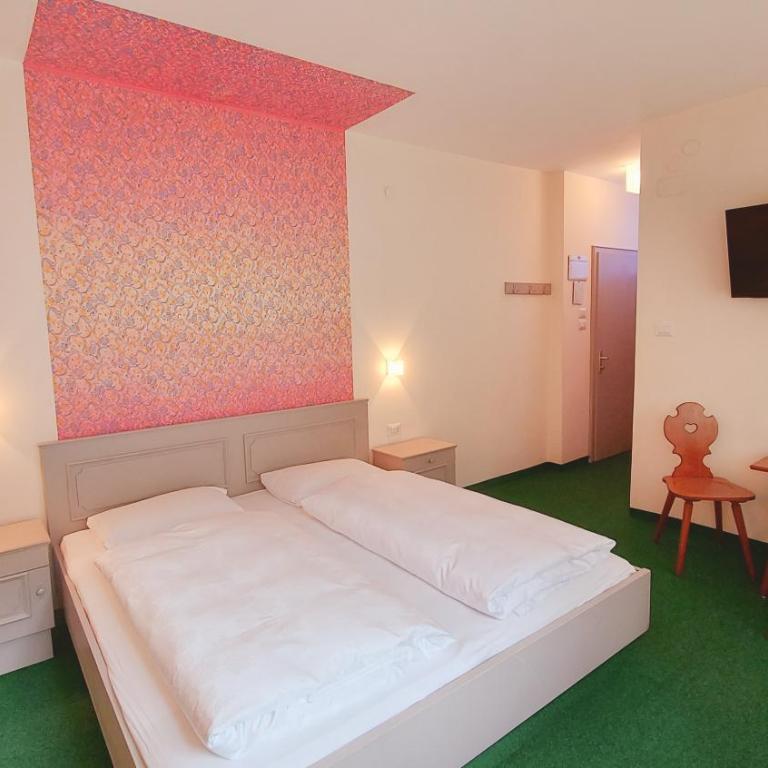 Hotel Schuster - Chambre Double Standard - 2