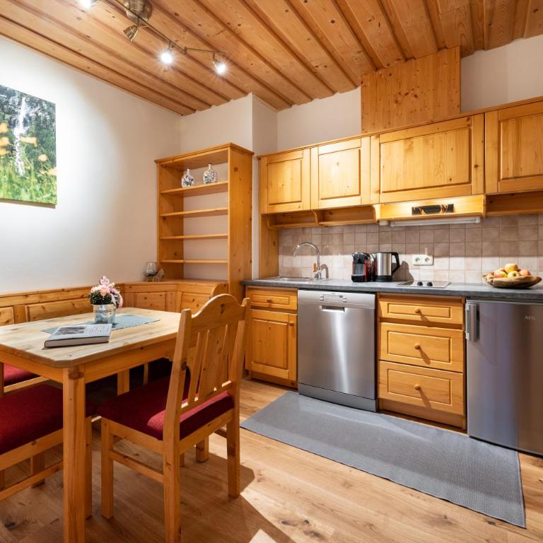 LUXURY Biochalet Charles - Apartment mit Terrasse - 1
