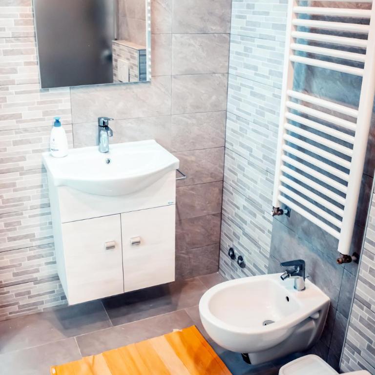 APPARTAMENTO TORRESI 2 - Appartamento con 2 Camere da Letto - 5