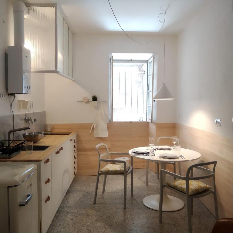 APT Slow City Hostel - Apartamento de 2 dormitorios - 1