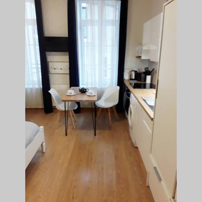 Studio cosy idéalement situé et bien équipé - Apartamento de 1 dormitorio - 20