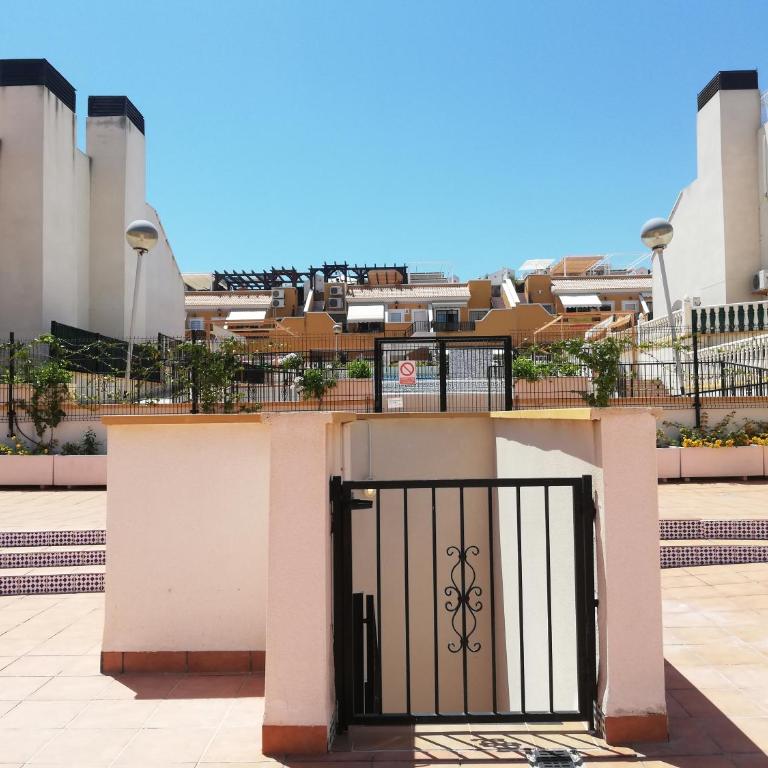 Bungalow Arenales del Sol, Alicante - Apartamento Dúplex - 4
