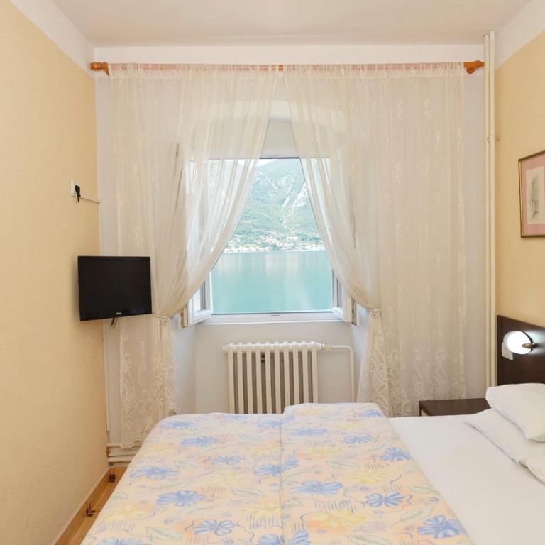 Garni hotel Pana-Eustahije 253 - Deluxe Double Room with Sea View - 8