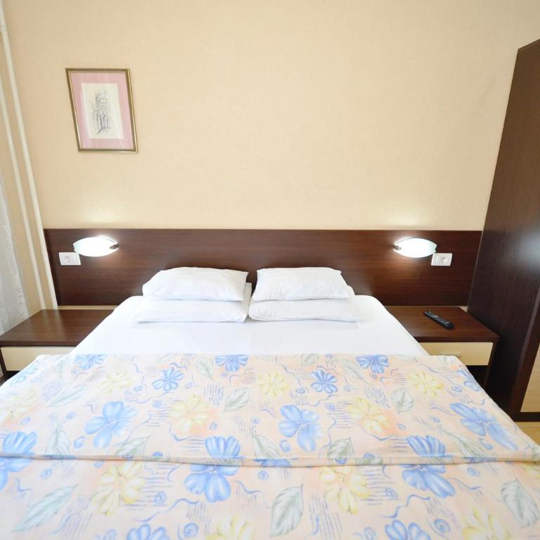Garni hotel Pana-Eustahije 253 - Deluxe Double Room - 18