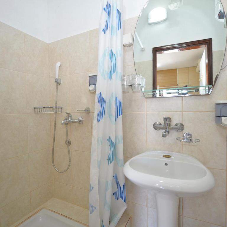 Garni hotel Pana-Eustahije 253 - Family Studio - 21