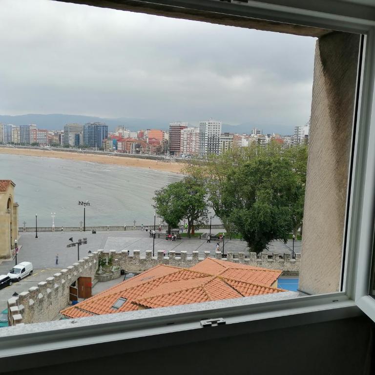 Ático en Cimadevilla Mirando al Mar - Apartamento de 2 dormitorios - 10