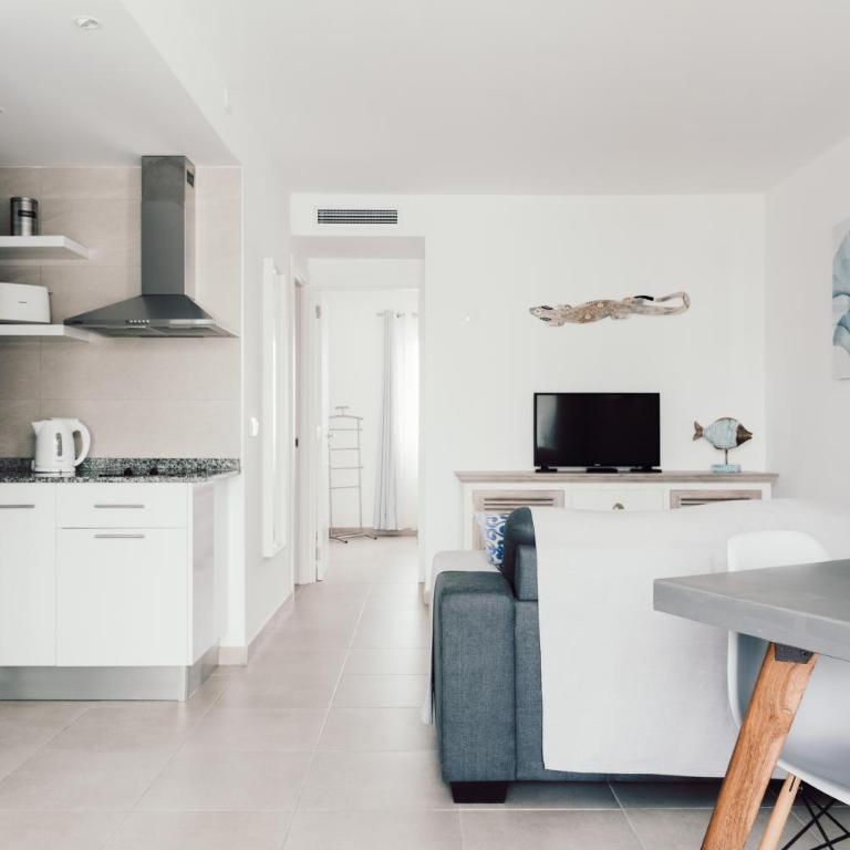 Armonia HolidayFV - One-Bedroom Apartment - 11