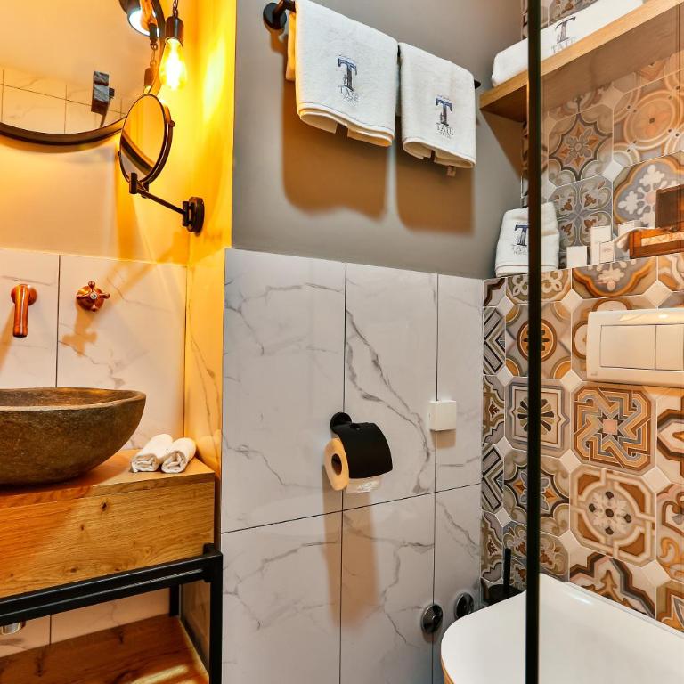 Boutique Hotel Tate By Aycon - Standardna Dvokrevetna Soba sa Bračnim Krevetom - 5