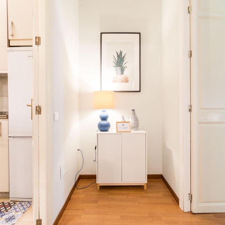 Livemálaga Old Town Suite - Two-Bedroom Apartment - 21
