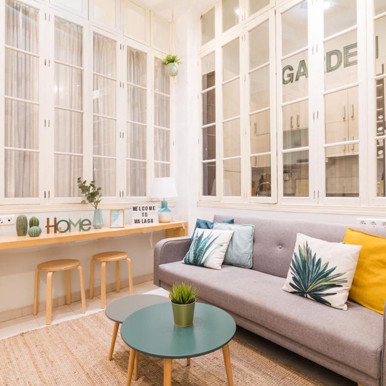 Livemálaga Old Town Suite - Two-Bedroom Apartment - 25