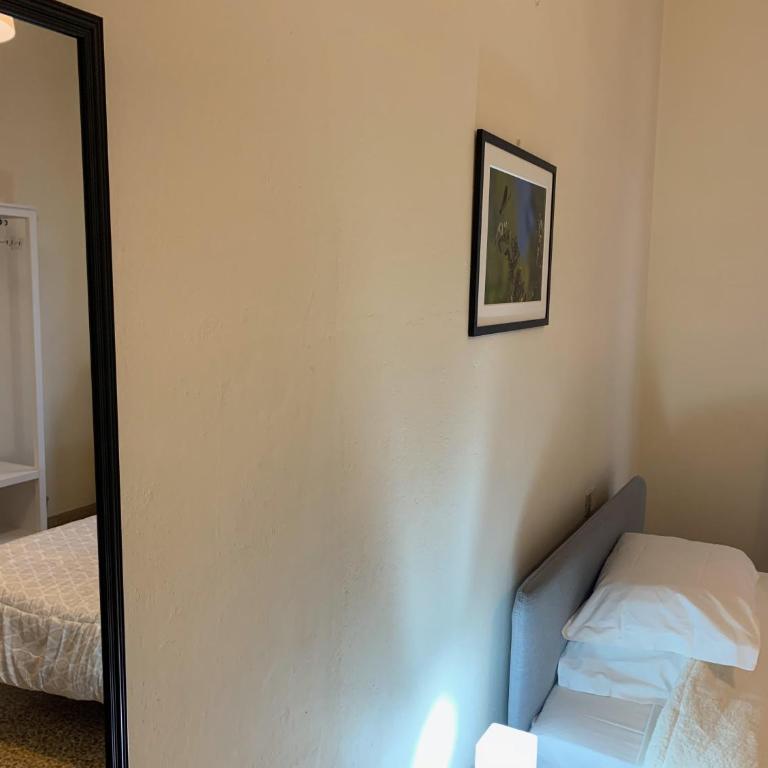 Poggio del Sole Guest House - Camera Doppia con Letti Singoli con Bagno Privato Esterno - 8
