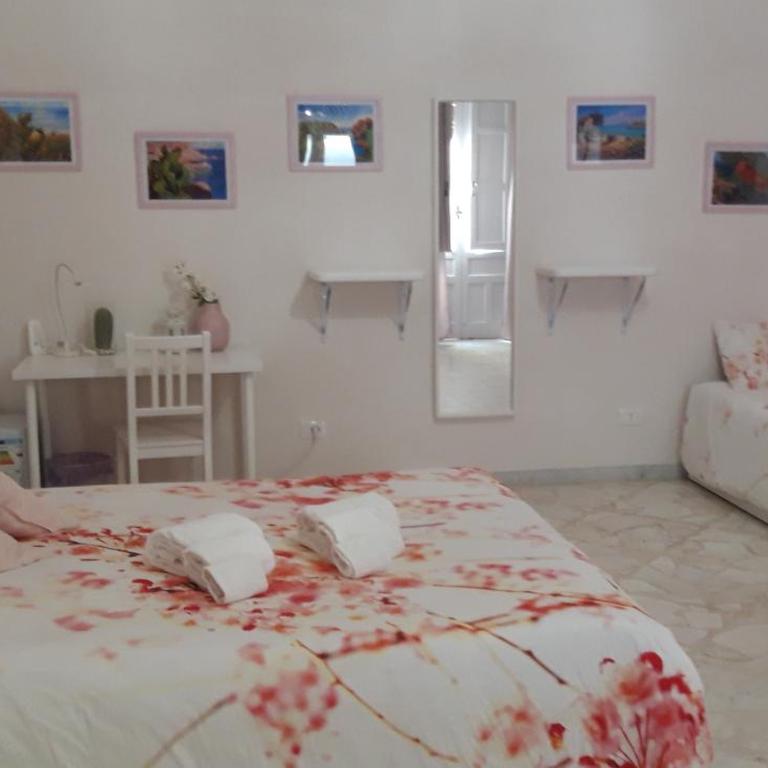 L'Opera dei Pupi B&b - Camera Quadrupla con Bagno Privato - 1